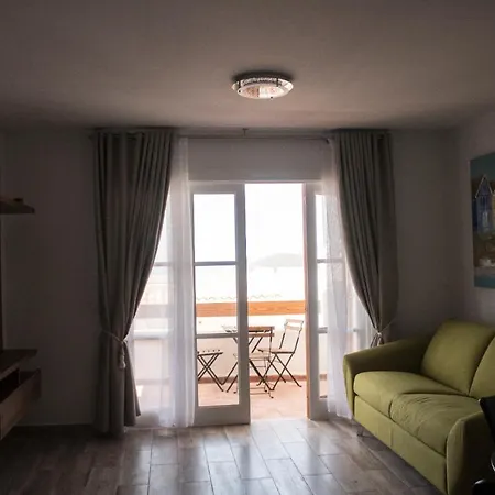 Luxurious Apartment In Port Royal -Full Renovated 2020 Daire *