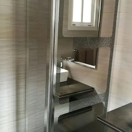 Luxurious Apartment In Port Royal -Full Renovated 2020